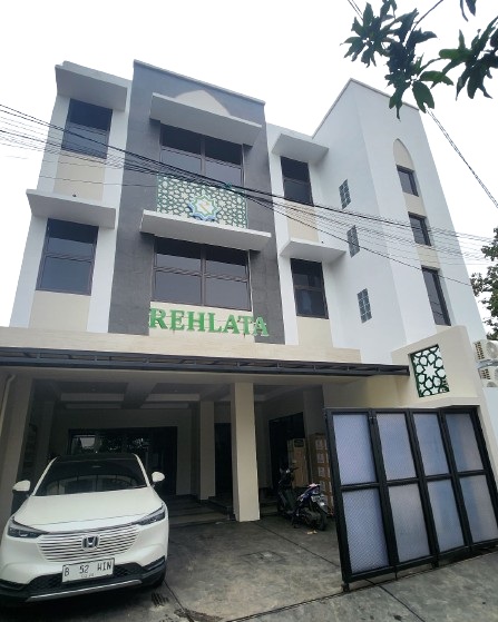 Suasana kamar hunian yang nyaman dan rapi