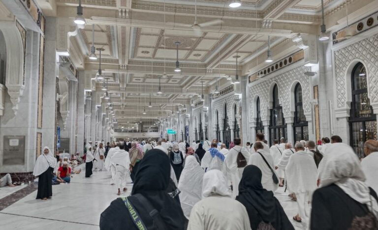 Bagaimana Hukumnya Wanita Haid Melaksanakan Sa’i?