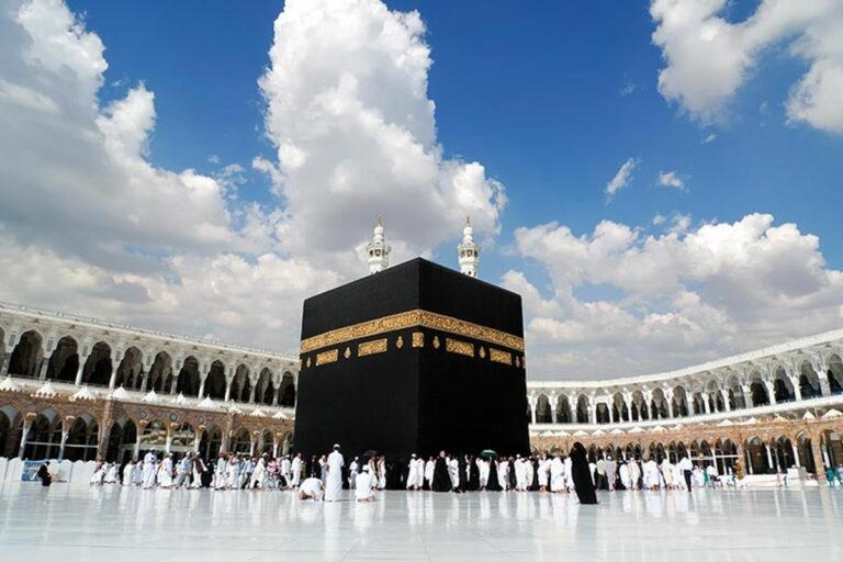Mau Umrah tapi Masih Punya Utang, Mana Harus Didahulukan?